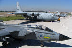 Panavia Tornado GR.Mk.4 - Royal Air Force e Lockheed C-130H Hercules - USAF