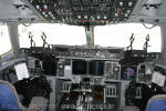Cabine de comando do Boeing C-17A Globemaster III - Foto: Equipe SPOTTER