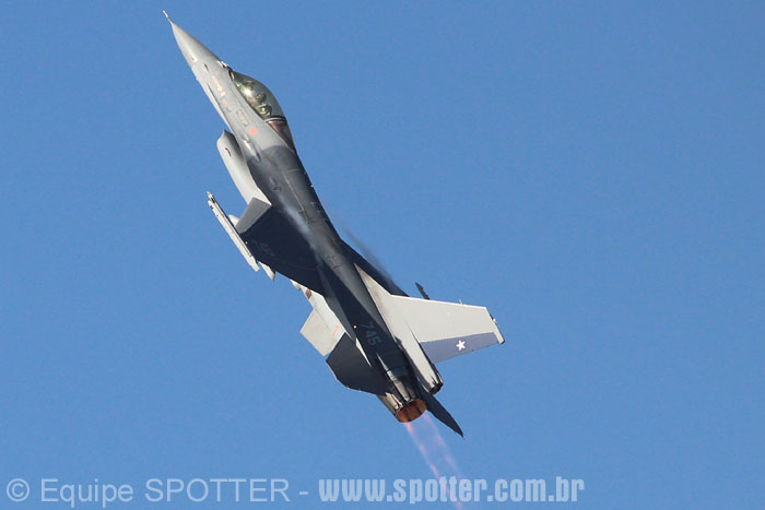 Lockheed Martin F-16AM Fighting Falcon da Força Aérea do Chile - Foto: Equipe SPOTTER