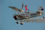 Apresentao do AGCAT Corp. G-164B Showcat do Brazilian Wingwalking Airshows - Foto: Luciano Porto