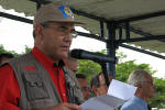 Dcio Correa, diretor da Aeromarketing, durante o discurso de abertura da EAB 2006, na quinta-feira - Foto: Equipe SPOTTER