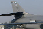 As letras DY no estabilizador vertical indicam a base de origem: Dyess Air Force Base, na California - Foto: Equipe SPOTTER