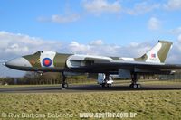 Avro Vulcan B.Mk.2 - Royal Air Force - Base Aérea de Waddington - Lincolnshire - Inglaterra - 11/03/08 - Ruy Barbosa Sobrinho - ruybs@hotmail.com