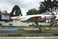 Gloster F-8 Meteor - FAB - Entrada do CINDACTA II - Curitiba - PR - 16/01/10 - Ruy Barbosa Sobrinho - ruybs@hotmail.com