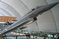 Rplica do Eurofighter Typhoon - Royal Air Force Museum - Londres - Inglaterra - 26/05/05 - Carlos H. Moyna - chmoyna@oi.com.br