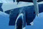 O F-15C Eagle se aproxima para ser reabastecido - Foto: Equipe SPOTTER